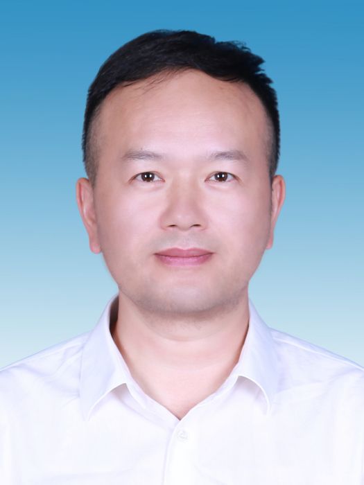 徐波(湖北省交通運輸綜合行政執法局黨委副書記、局長) 徐波(湖北省交通運輸綜合行政執法局黨委副書記、局長)