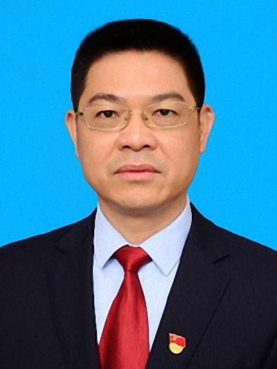 林英強(福建省漳州市平和縣委常委、縣人民政府黨組副書記、常務副縣長) 林英強(福建省漳州市平和縣委常委、縣人民政府黨組副書記、常務副縣長)