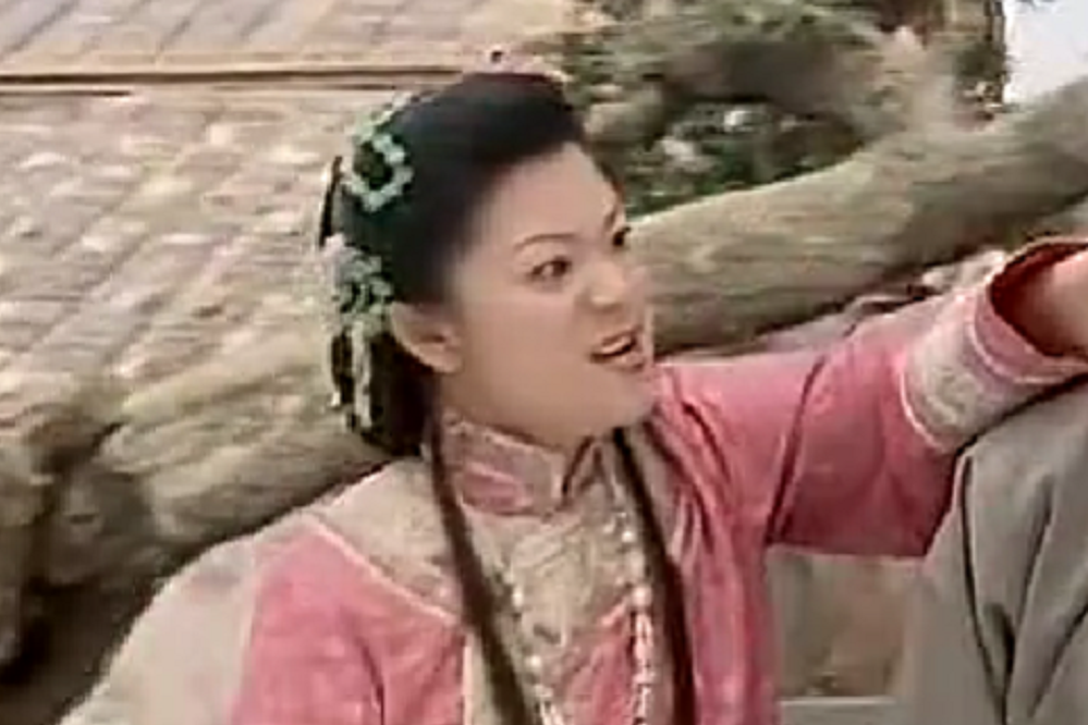 尤彩霞(《我愛我夫我愛子》中的角色,由楊子炫飾演) 尤彩霞(《我愛我夫我愛子》中的角色,由楊子炫飾演)