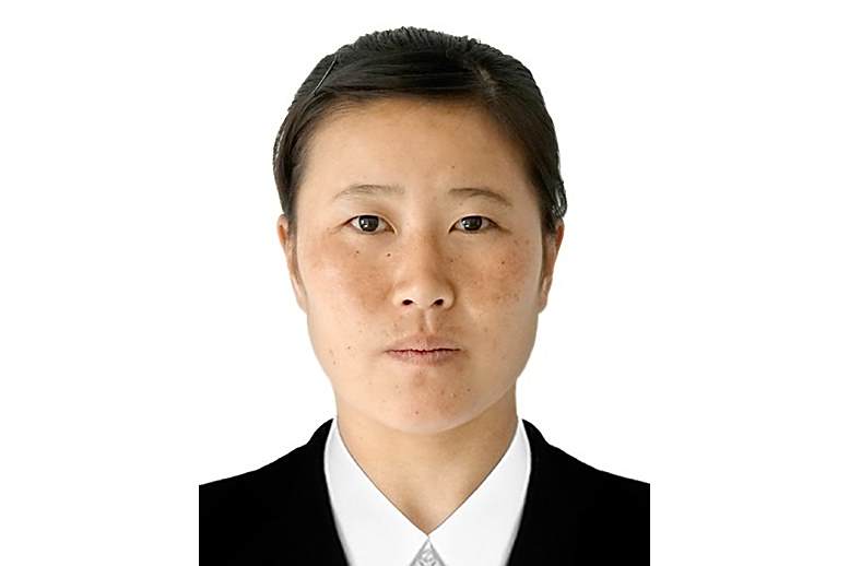 李春香(朝鮮足球運動員) 李春香(朝鮮足球運動員)