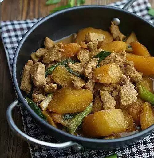 蒜香豬肉土豆 蒜香豬肉土豆