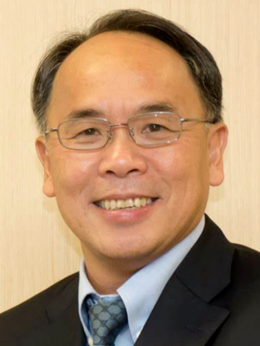 葉兆輝(香港大學社會科學學院副院長,人口健康與自殺預防領域專家) 葉兆輝(香港大學社會科學學院副院長,人口健康與自殺預防領域專家)