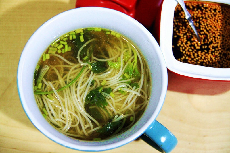 家常酸湯麵 家常酸湯麵