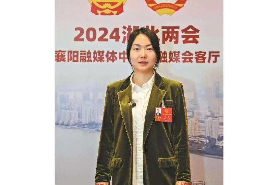 趙青(湖北省東鞏寨子米種植專業合作社理事長) 趙青(湖北省東鞏寨子米種植專業合作社理事長)