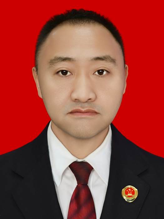尹松(新疆維吾爾自治區昌吉回族自治州吉木薩爾縣人民檢察院黨組成員、副檢察長) 尹松(新疆維吾爾自治區昌吉回族自治州吉木薩爾縣人民檢察院黨組成員、副檢察長)