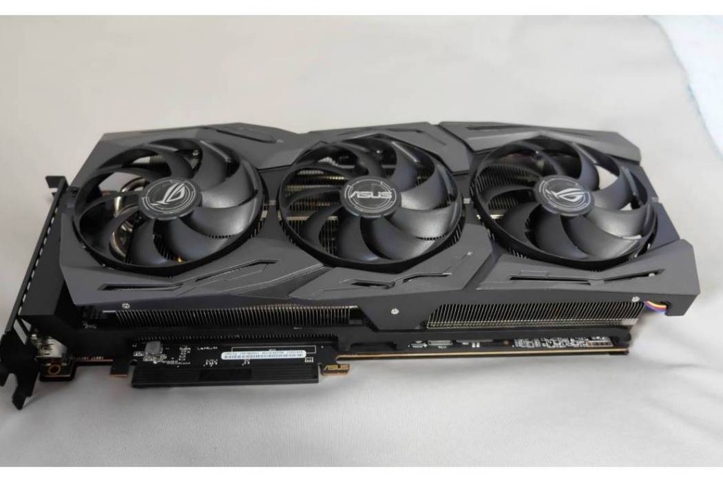 華碩ROG-STRIX-RX6800-O16G-GAMING 華碩ROG-STRIX-RX6800-O16G-GAMING