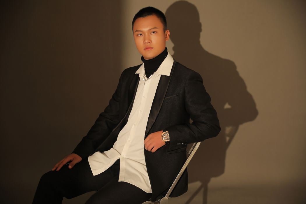 李玖天 李玖天