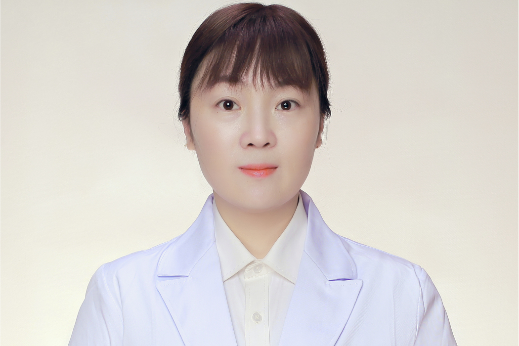 王慧敏(呼倫貝爾愛爾眼科醫院執業醫師) 王慧敏(呼倫貝爾愛爾眼科醫院執業醫師)