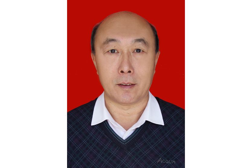 王立興(中國美術家協會會員)