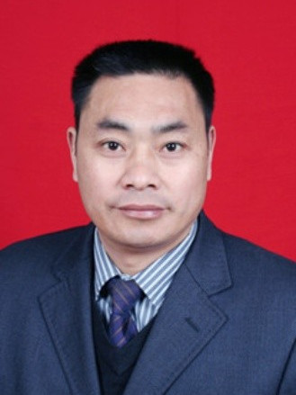 何拾芽 何拾芽