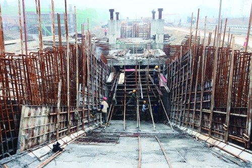 建設中的桂林西站