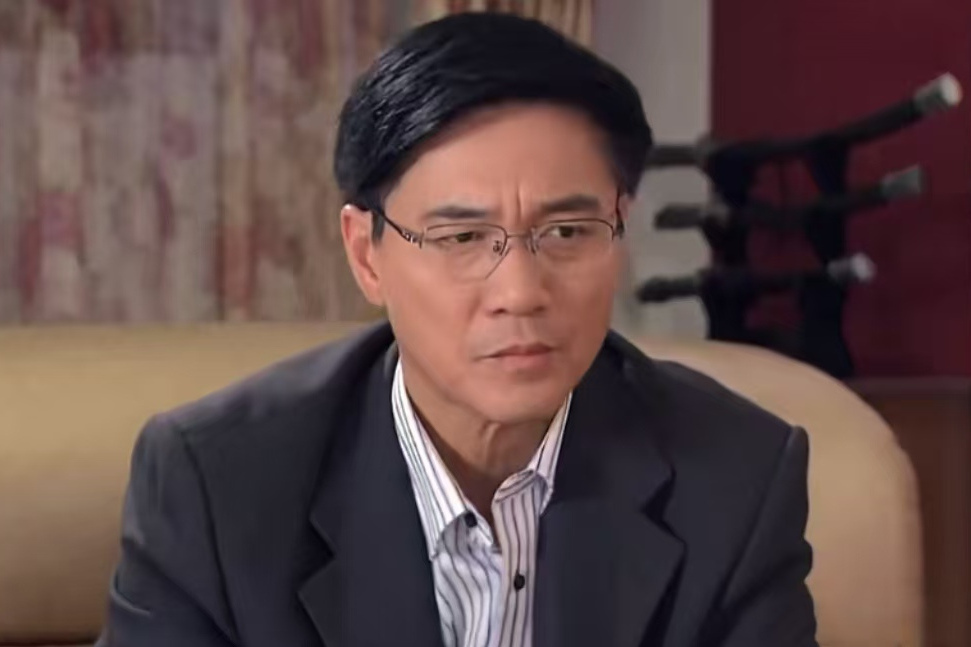 賀雲(當代涉案劇《天網·行蹤》中的角色) 賀雲(當代涉案劇《天網·行蹤》中的角色)