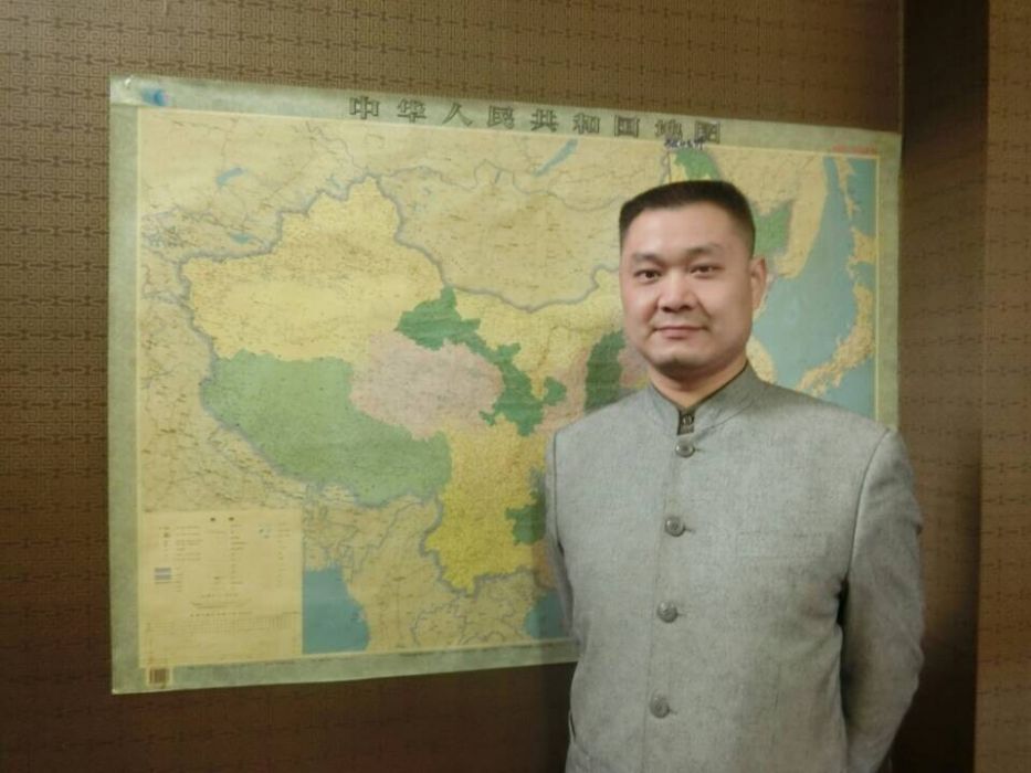 丁峰(國易學文化研究專家) 丁峰(國易學文化研究專家)