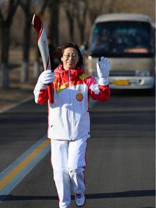 周霞(北京冬奧會火炬手) 周霞(北京冬奧會火炬手)