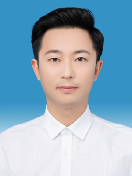薛超(江蘇省興化市陳堡鎮黨委書記) 薛超(江蘇省興化市陳堡鎮黨委書記)