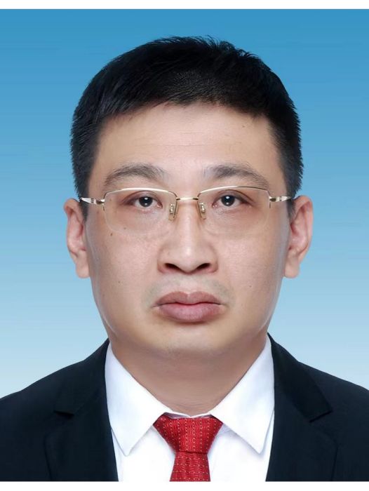 王華鋒(山東省濰坊市國資委黨委委員、副主任) 王華鋒(山東省濰坊市國資委黨委委員、副主任)