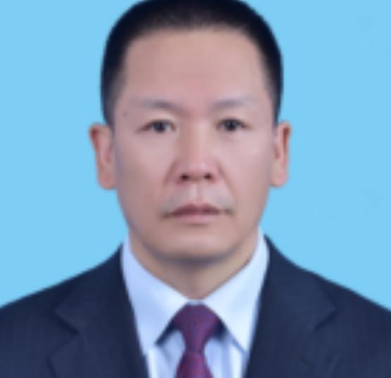 王立強(中國建設銀行寧夏區分行銀川西城支行行長) 王立強(中國建設銀行寧夏區分行銀川西城支行行長)