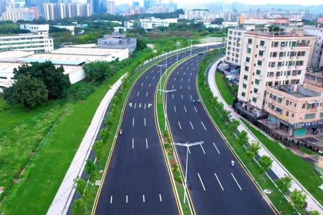 東長路(深圳市光明區道路) 東長路(深圳市光明區道路)
