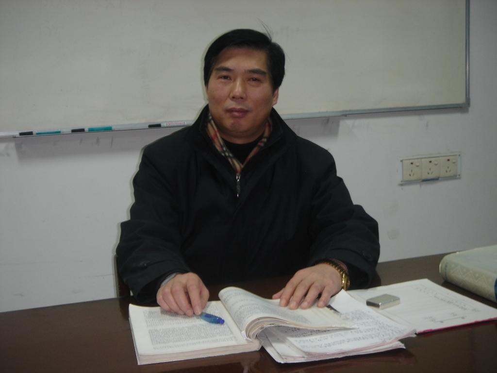 李家庚(湖北中醫藥大學教授)