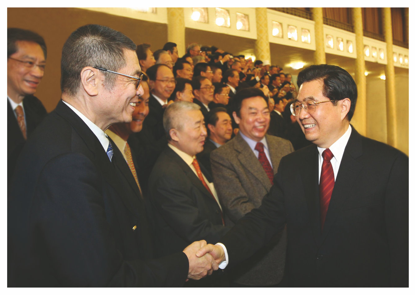 胡錦濤主席與劉詩昆親切握手
