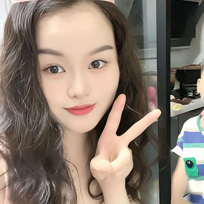 劉笑笑吖 劉笑笑吖
