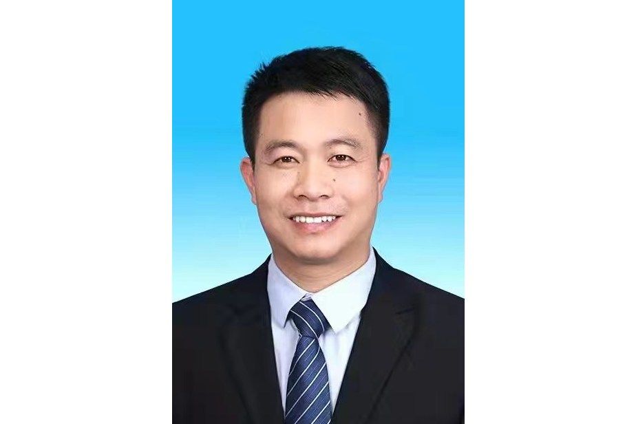 王慶輝(江西省三清山風景名勝區黨委副書記、管委會主任) 王慶輝(江西省三清山風景名勝區黨委副書記、管委會主任)