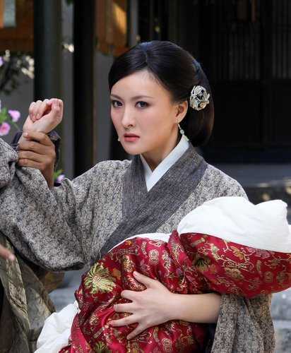 胡花花 胡花花