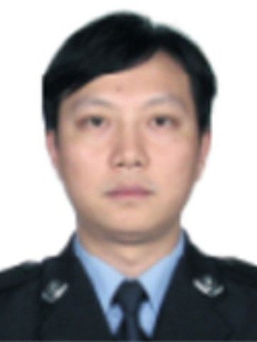 陳卿(浙江省麗水市縉雲縣人民政府副縣長、公安局長) 陳卿(浙江省麗水市縉雲縣人民政府副縣長、公安局長)