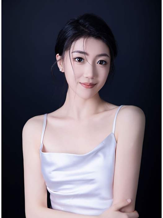 徐金含 徐金含