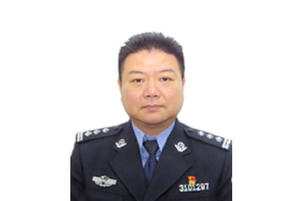 吳佳玭