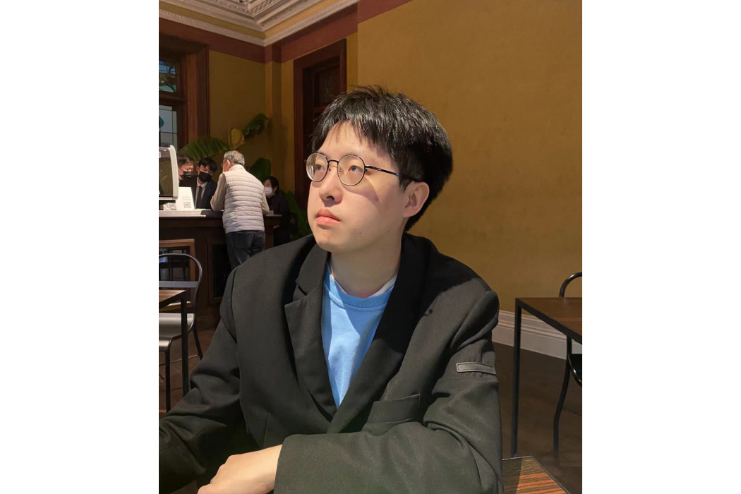 張藝立 張藝立