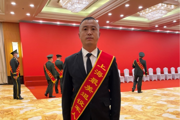 張文強(拉扎斯網路科技(上海)有限公司網約配送員) 張文強(拉扎斯網路科技(上海)有限公司網約配送員)