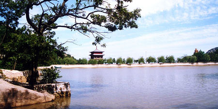 龍鳳湖