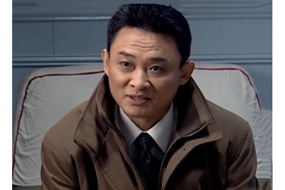 房聰 房聰