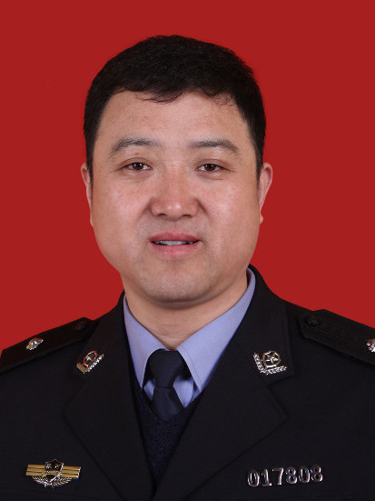李懷文(陝西省西安市公安局新城分局黨委委員、副局長) 李懷文(陝西省西安市公安局新城分局黨委委員、副局長)