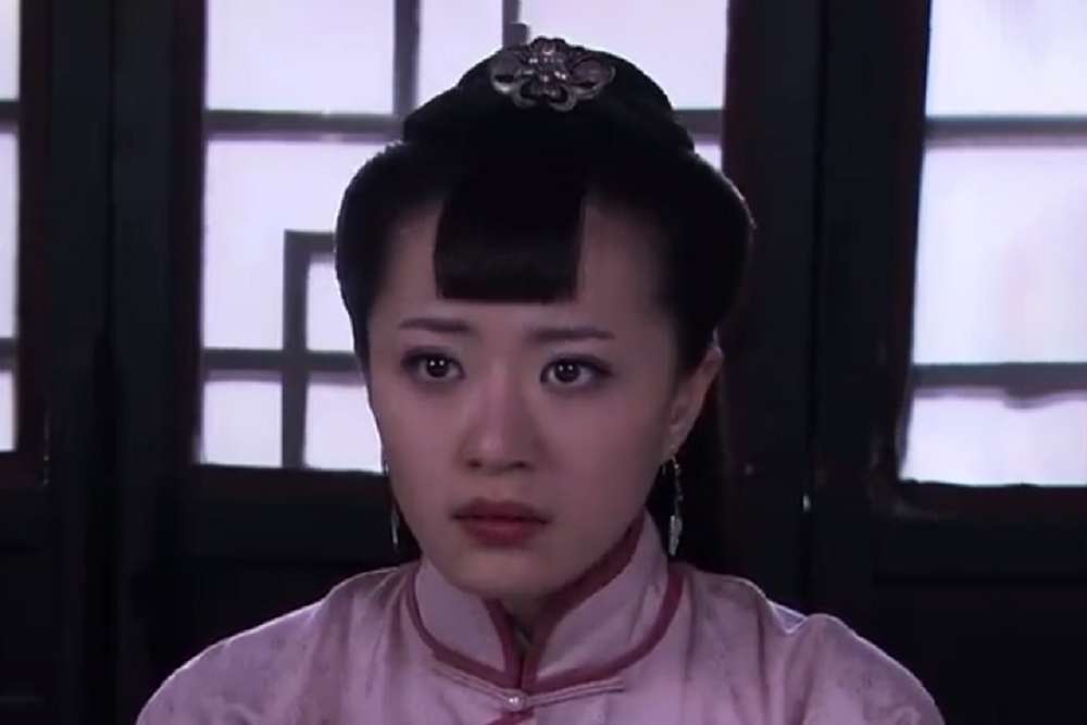 尹筱冬 尹筱冬