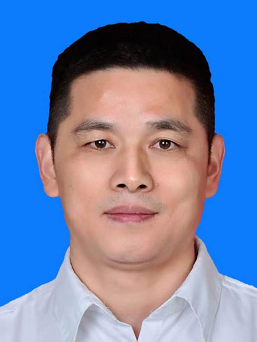 陳長青(湖北省宜昌市西陵區退役軍人事務局黨組成員、副局長) 陳長青(湖北省宜昌市西陵區退役軍人事務局黨組成員、副局長)