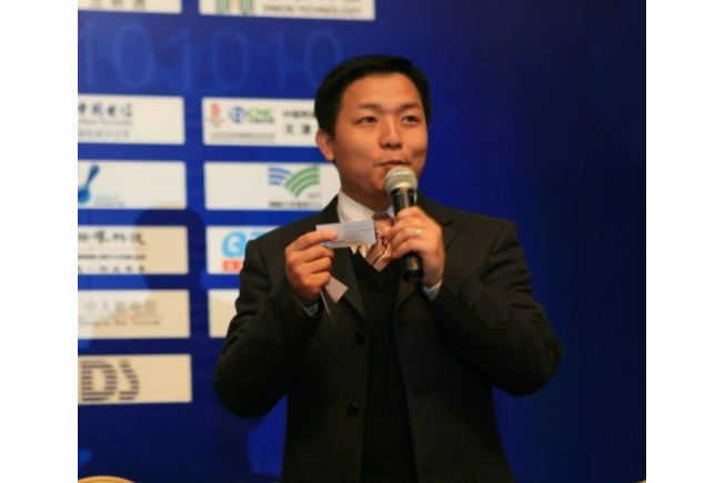 張澤銳(電信行業專家) 張澤銳(電信行業專家)