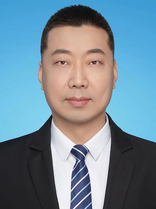 張雷(甘肅省白銀市景泰縣委常委、縣政府黨組成員、副縣長)