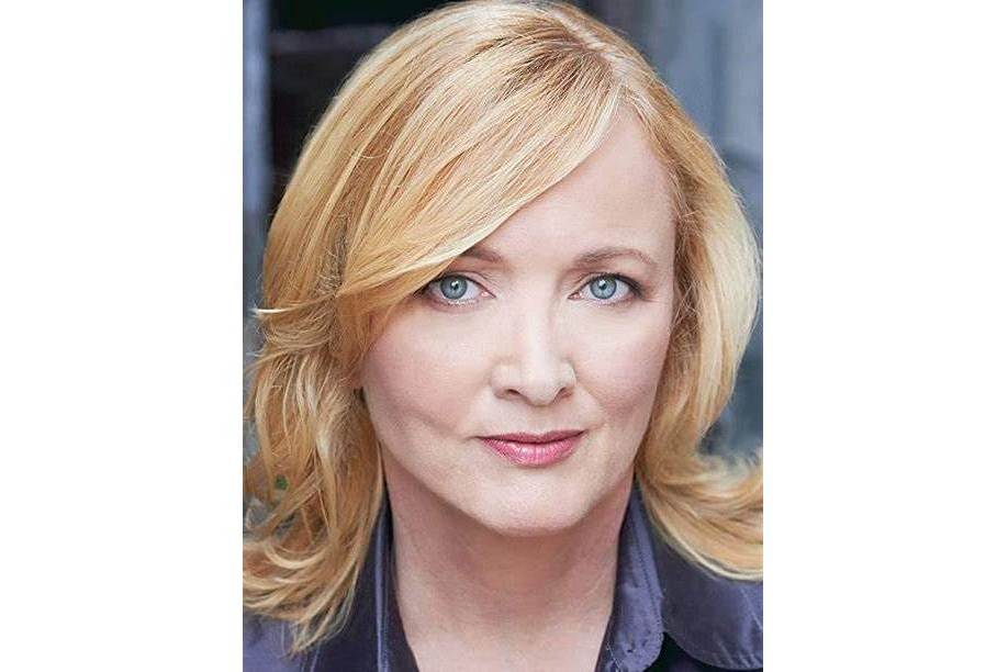Carolyn Scott Carolyn Scott