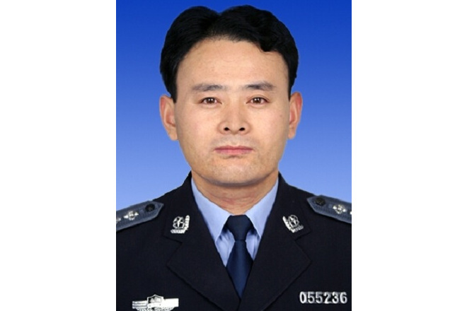 侯森林(南京森林警察學院刑事科學技術學院教授) 侯森林(南京森林警察學院刑事科學技術學院教授)