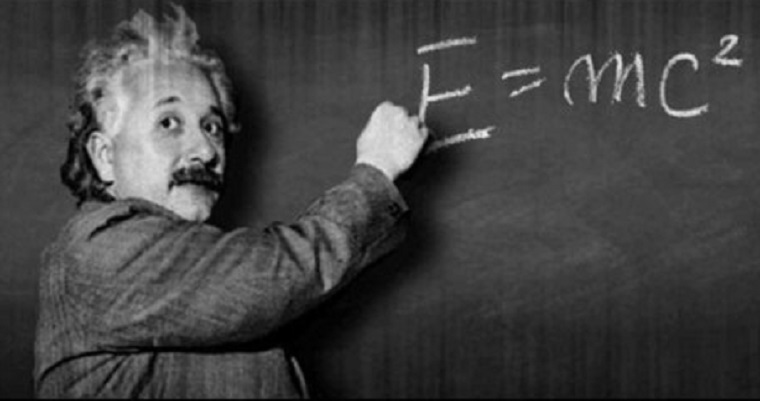 愛因斯坦方程式