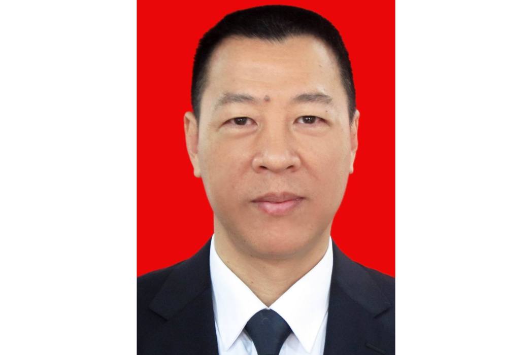 張松(廈門市交通運輸黨工委副書記,市交通運輸局黨組副書記) 張松(廈門市交通運輸黨工委副書記,市交通運輸局黨組副書記)