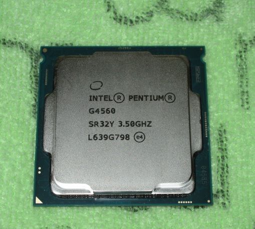Intel 奔騰 G4560 Intel 奔騰 G4560