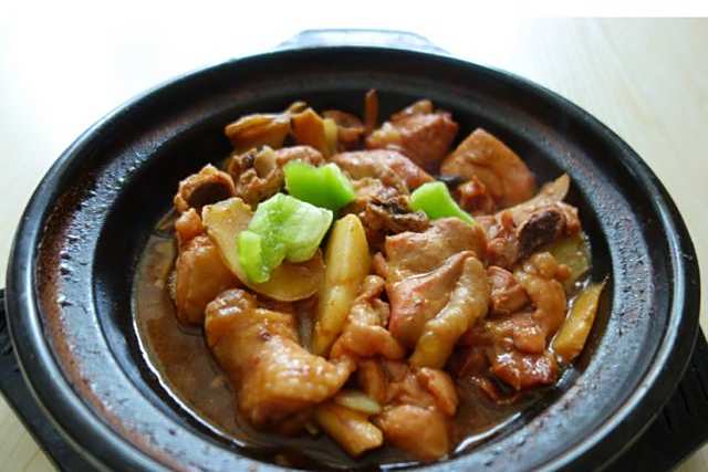 豆皮燜雞 豆皮燜雞