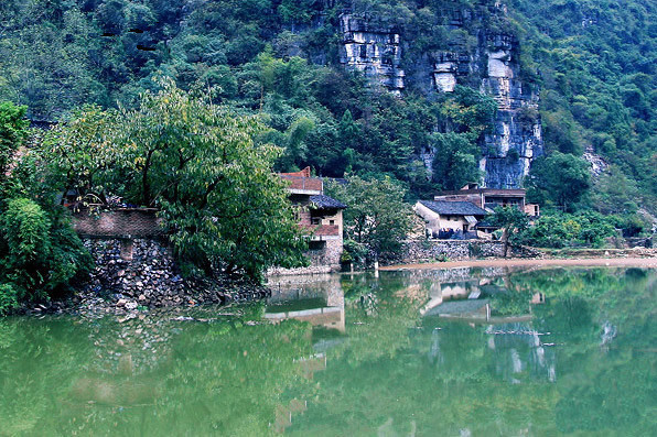 獅子石村 獅子石村