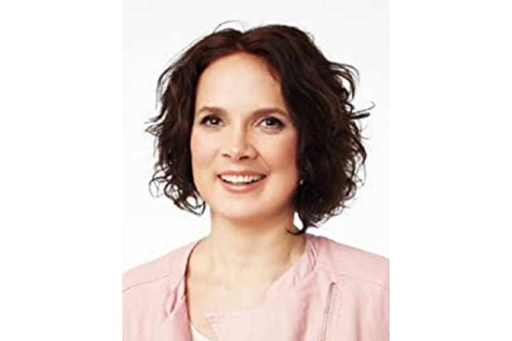 Yvette Feuer Yvette Feuer