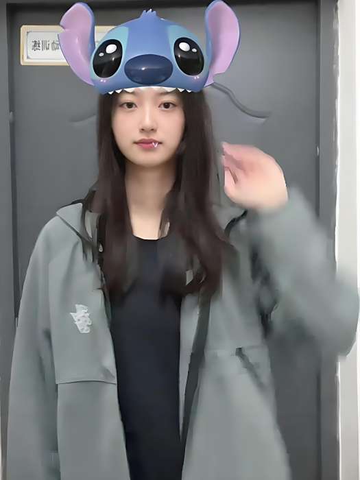 周文玥 周文玥