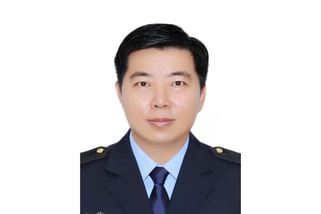 李東(內蒙古自治區市場監督管理局黨組成員、副局長) 李東(內蒙古自治區市場監督管理局黨組成員、副局長)