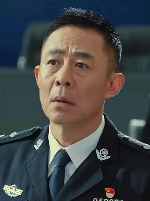 劉成軍(電影《叢林追擊》中的角色) 劉成軍(電影《叢林追擊》中的角色)